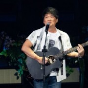 周华健幽默喊话 *** ，“歌曲撞名是他抄我的”