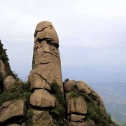 妍雅的古诗词（妍雅的意思以及寓意）