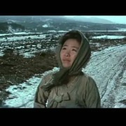 如何评价电影《卖花姑娘》？