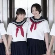 日本女孩的腿为什么很难伸直日本人称都是因为中国人！