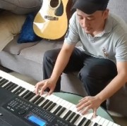 吴昊音乐作品欣赏——《KisstheRain》