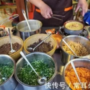昆明开学季美食！广福城衡水中学旁的巴适川味，小吃就值得找着去