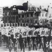 赏名曲·学新中国史看完《长津湖》再听此曲，心潮澎湃！